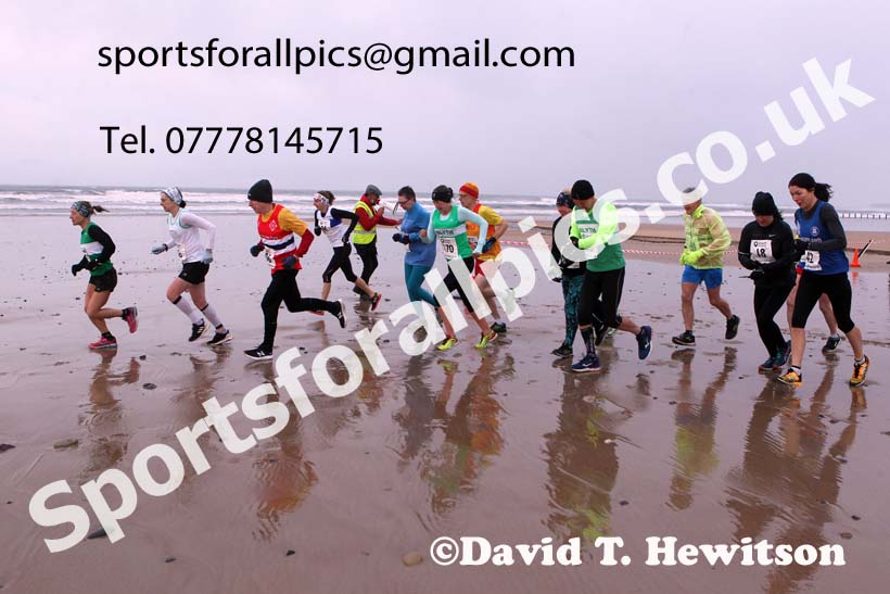 The 2021 Blyth Sands Race, December 5th. Photo: David T. Hewitson/Sports for All Pics